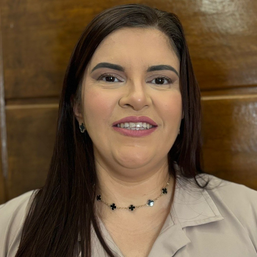 Dra. Tatiana Tosta de Almeida